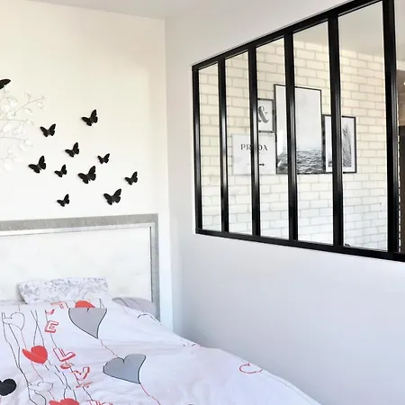 Beautiful Cosy And Bright *